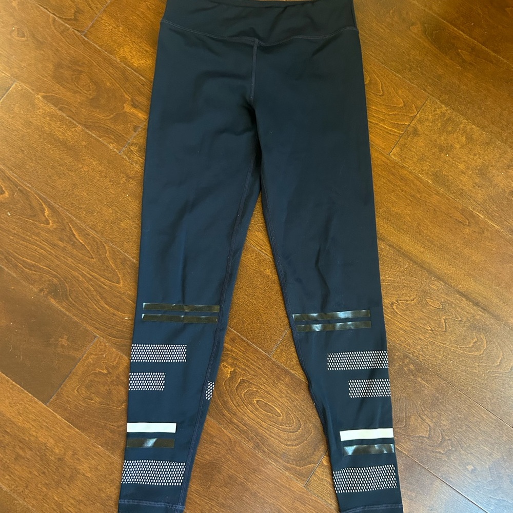 Lilybod navy leggings